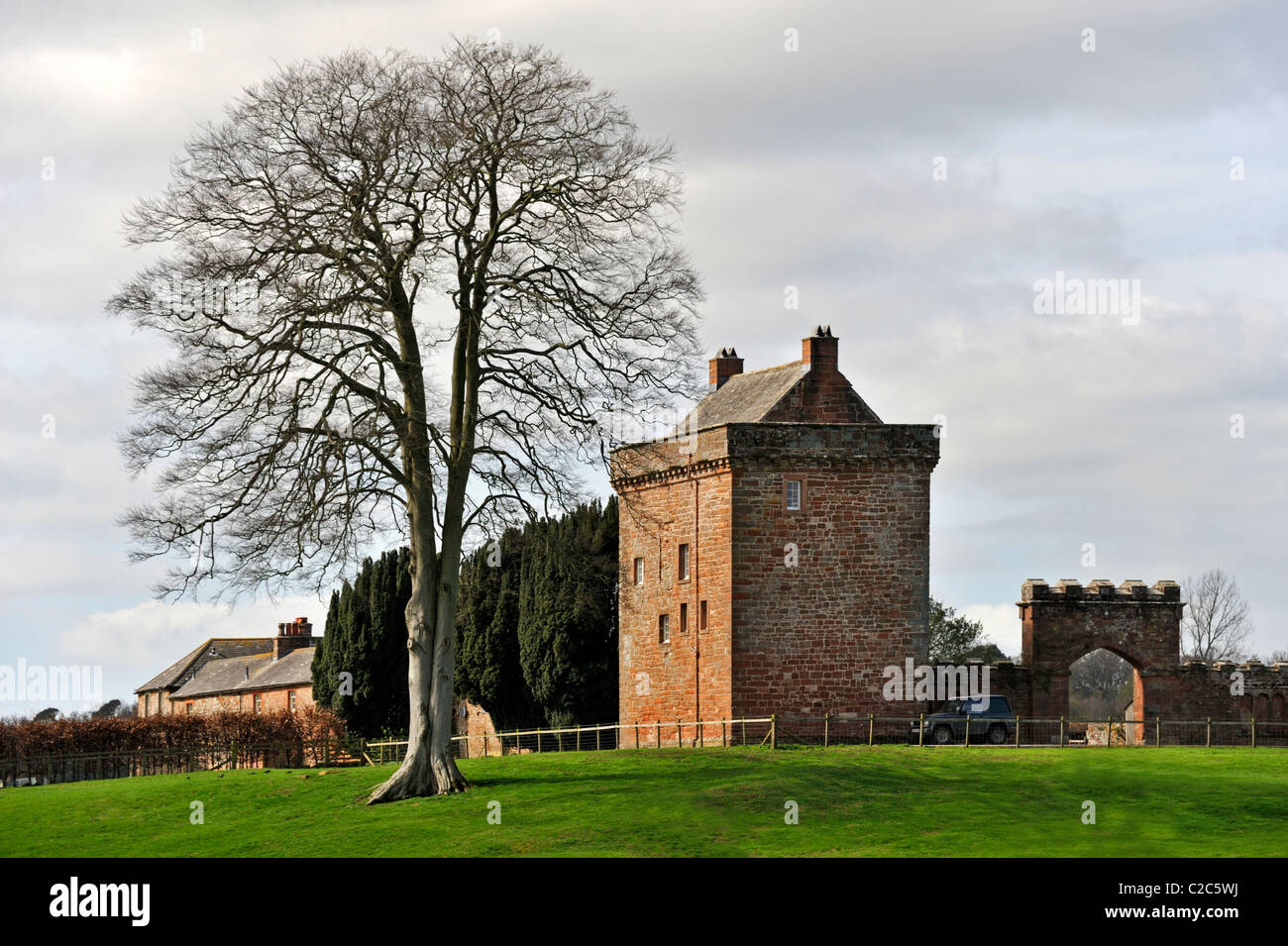 Torre Kirkandrews. Kirkandrews-su-Esk, Cumbria, England, Regno Unito, Europa. Foto Stock