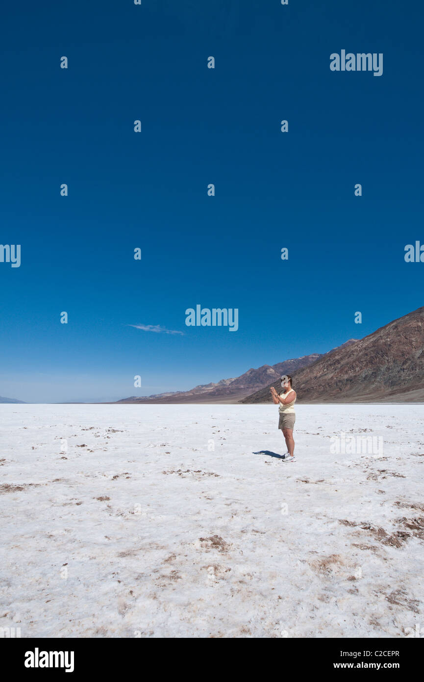 In California. Saline vicino bacino Badwater, Parco Nazionale della Valle della Morte. (MR) Foto Stock