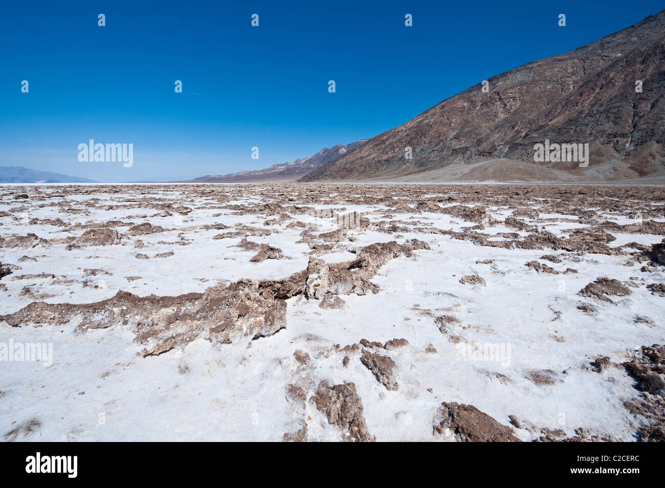 In California. Saline vicino bacino Badwater, Parco Nazionale della Valle della Morte. Foto Stock