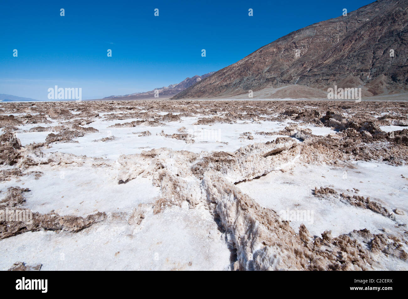In California. Saline vicino bacino Badwater, Parco Nazionale della Valle della Morte. Foto Stock