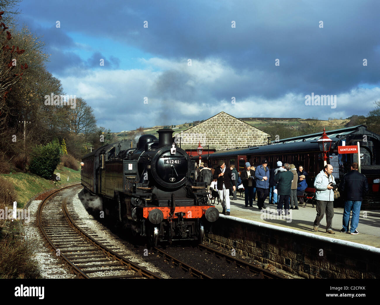 Treno a vapore West Yorkshire Inghilterra Foto Stock