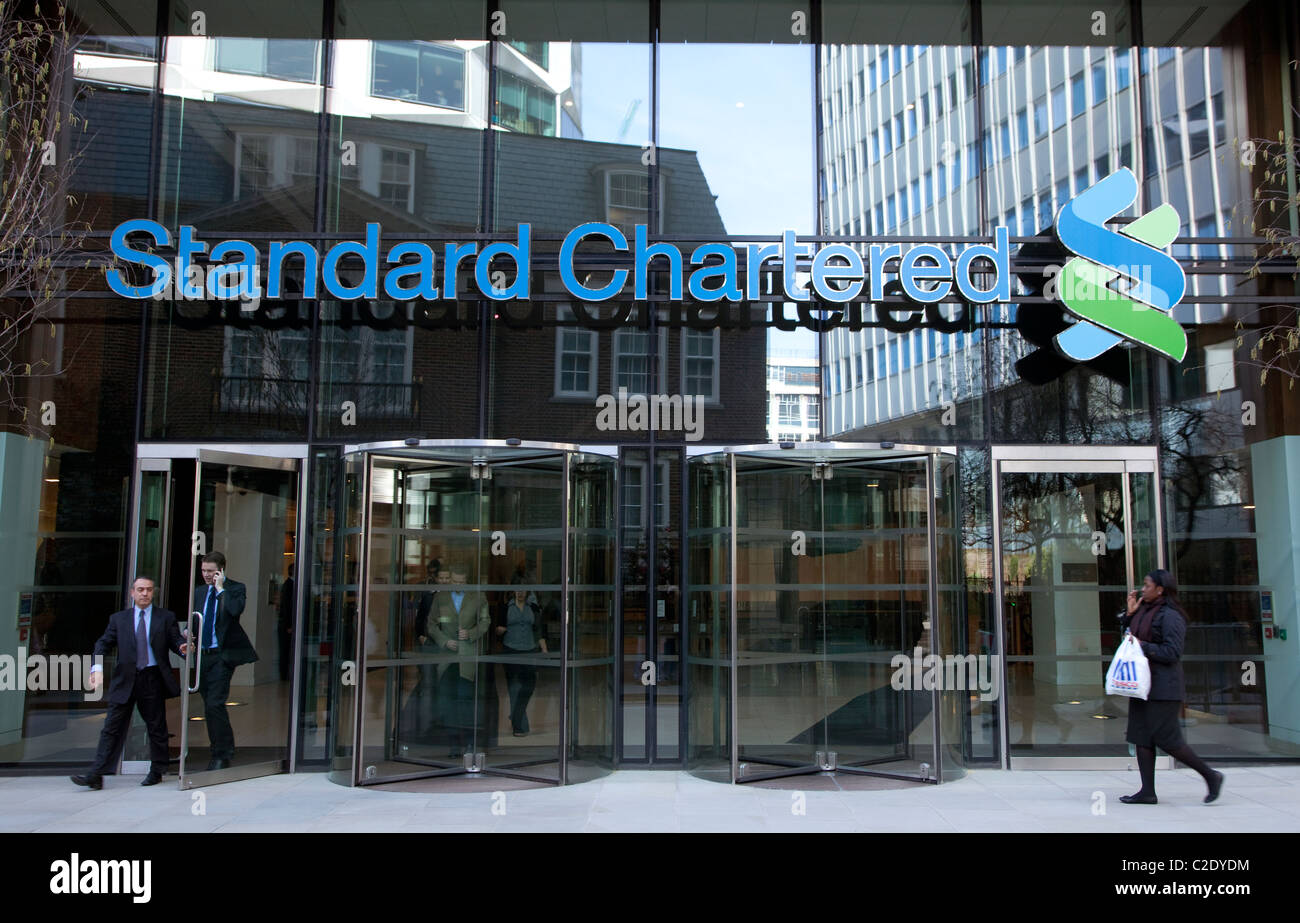 Standard Chartered Bank, Basinghall Street, City of London Foto Stock