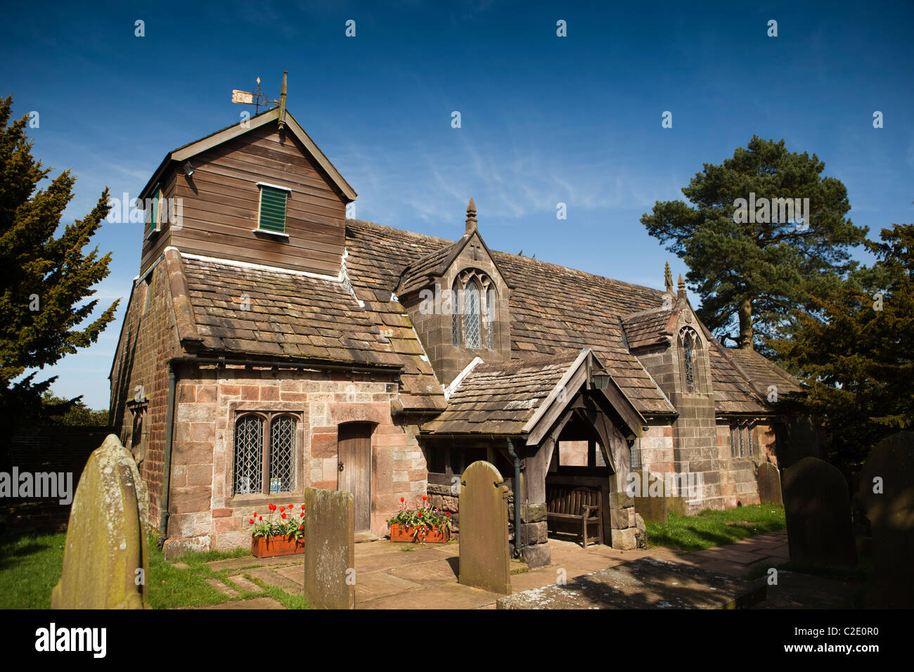 Regno Unito, Inghilterra, Staffordshire, Rushton Spencer, St Lawrence la chiesa parrocchiale la cappella, nel deserto Foto Stock