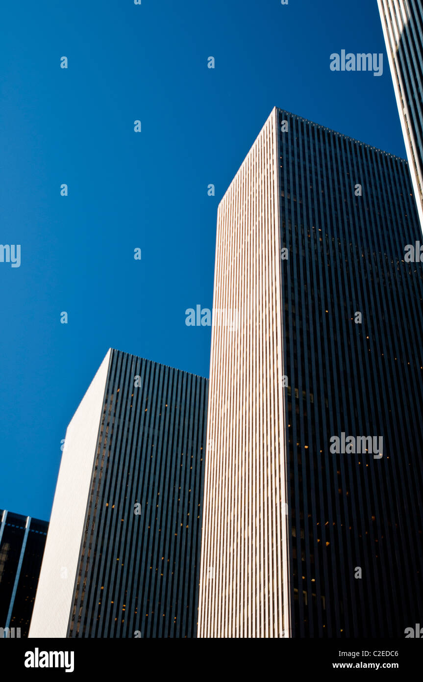 Il Rockefeller Center XYZ edifici sulla sesta Avenue, Avenue of Americas Foto Stock
