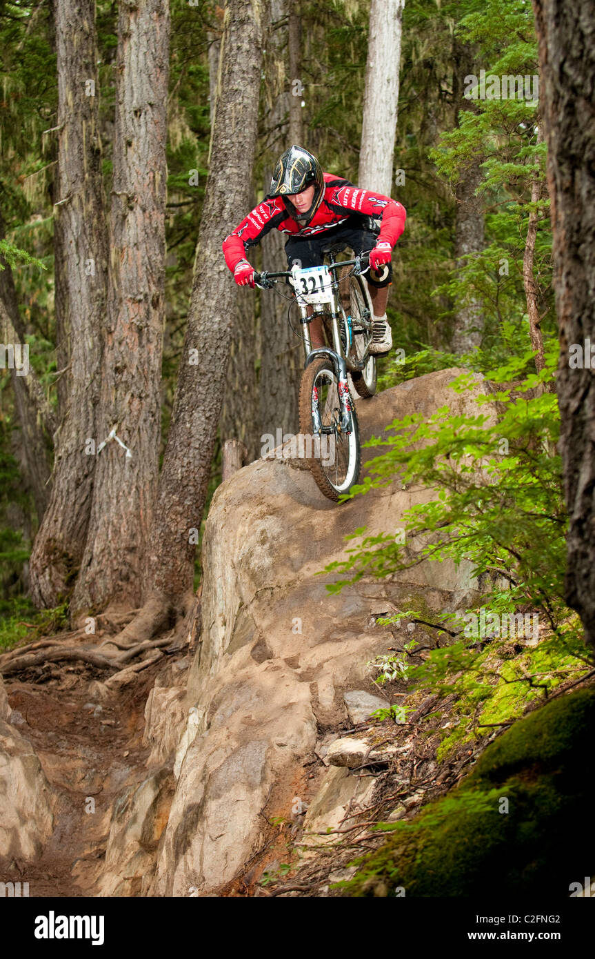 Garbanzo DH Mountain Bike Race al Crankworx Mountain Bike Festival in Whistler, BC, Canada Foto Stock