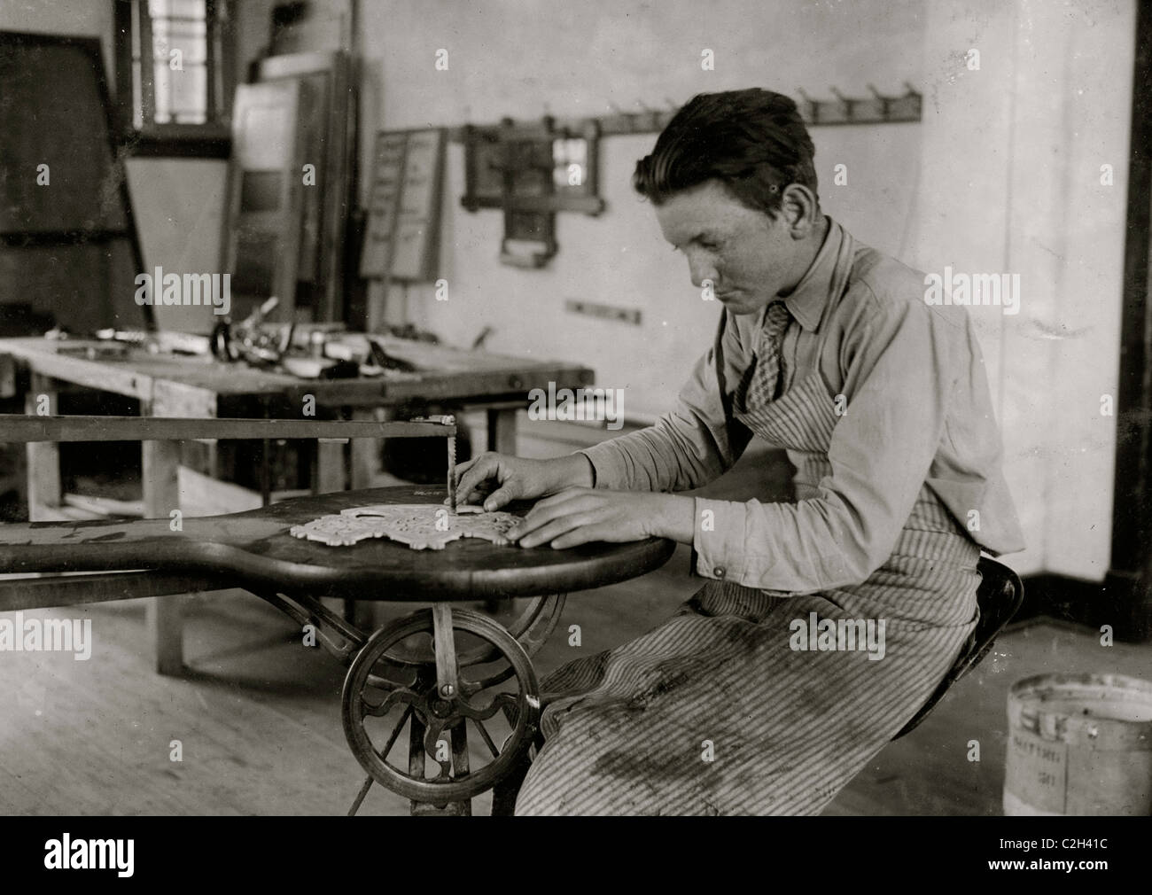 Armadio di lavoro. Scuola di formazione per sordomuti Foto Stock