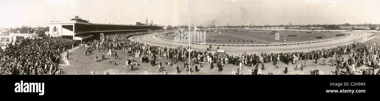 Horse Racing - Derby giorno affollano, Churchill Downs, 1940 Foto Stock