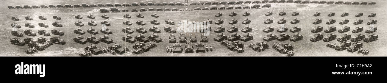 Xiii U.S. Cavalleria meccanizzato, Fort Knox, Ky., Giugno 16th, 1938, Col. C.L. Scott sta comandando la Foto Stock