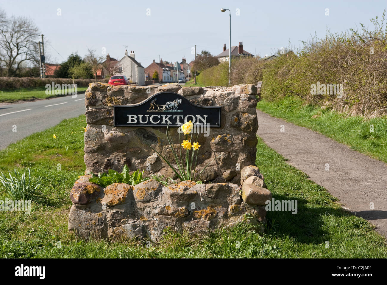 Buxton village segno East Yorks sull approccio da Bridlington Foto Stock