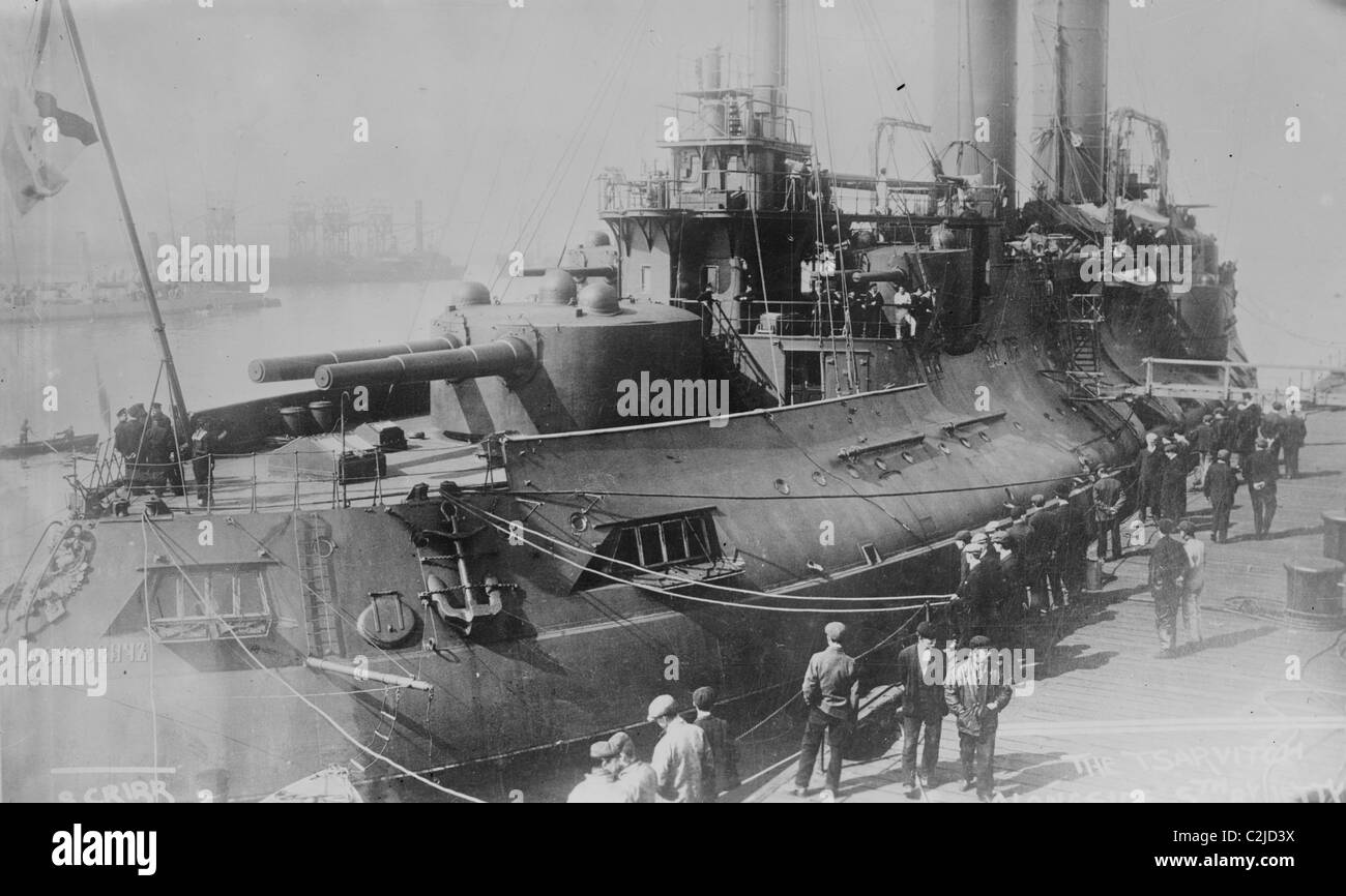 Corazzata Tsarevich ormeggiata al Porto di New York Foto Stock