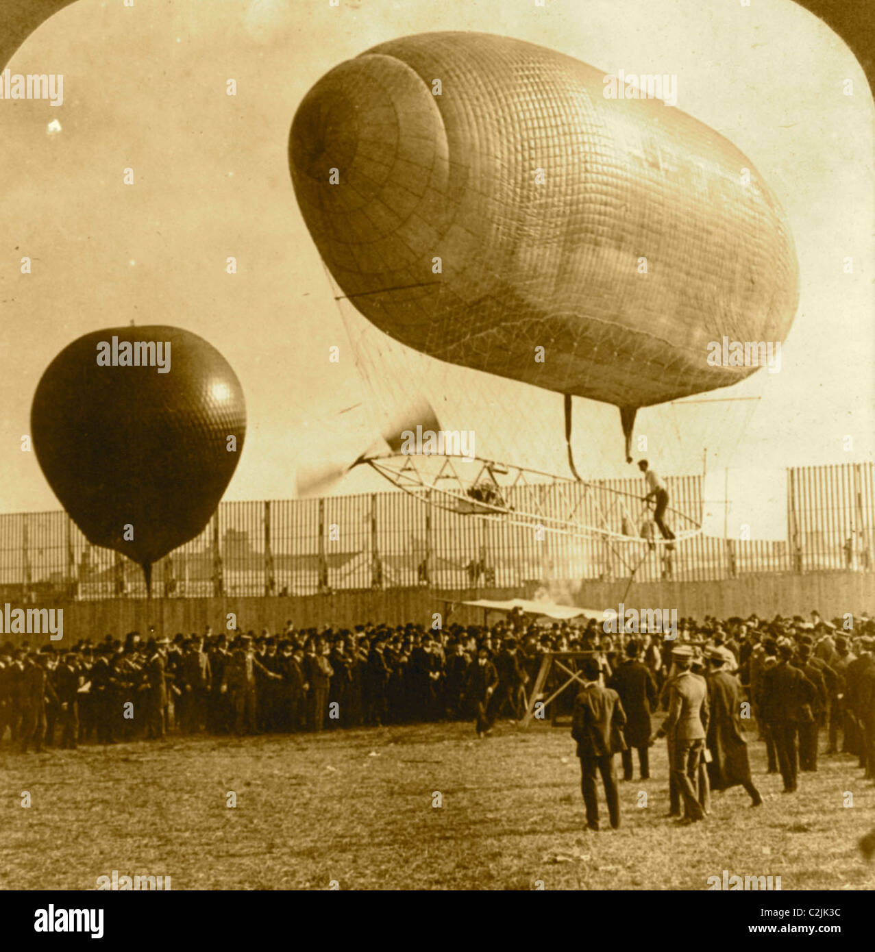 "California freccia' con partenza aeronaut Knabenshue nel suo primo volo riuscito al St. Louis della fiera del mondo Foto Stock