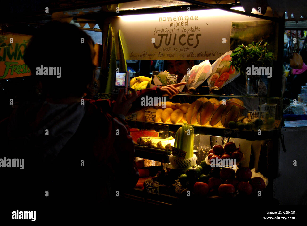 Viste generali di Khao San Road a Bangkok in Tailandia Foto Stock