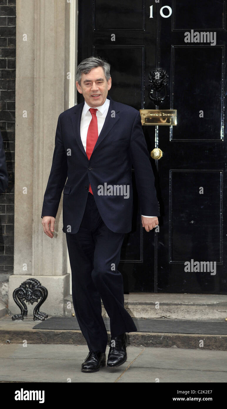 Il primo ministro Gordon Brown legge veloce lancio 2008 evento su "Giornata Mondiale del Libro" tenutosi a Downing Street - Londra Photocall, Foto Stock