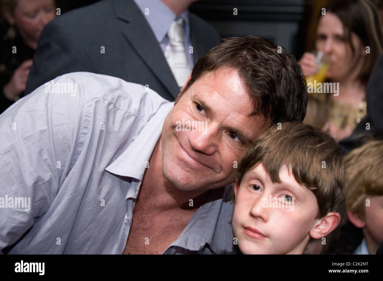 Steve Backshall apertura del mondo vivente mostra, Manchester Museum Regno Unito Foto Stock