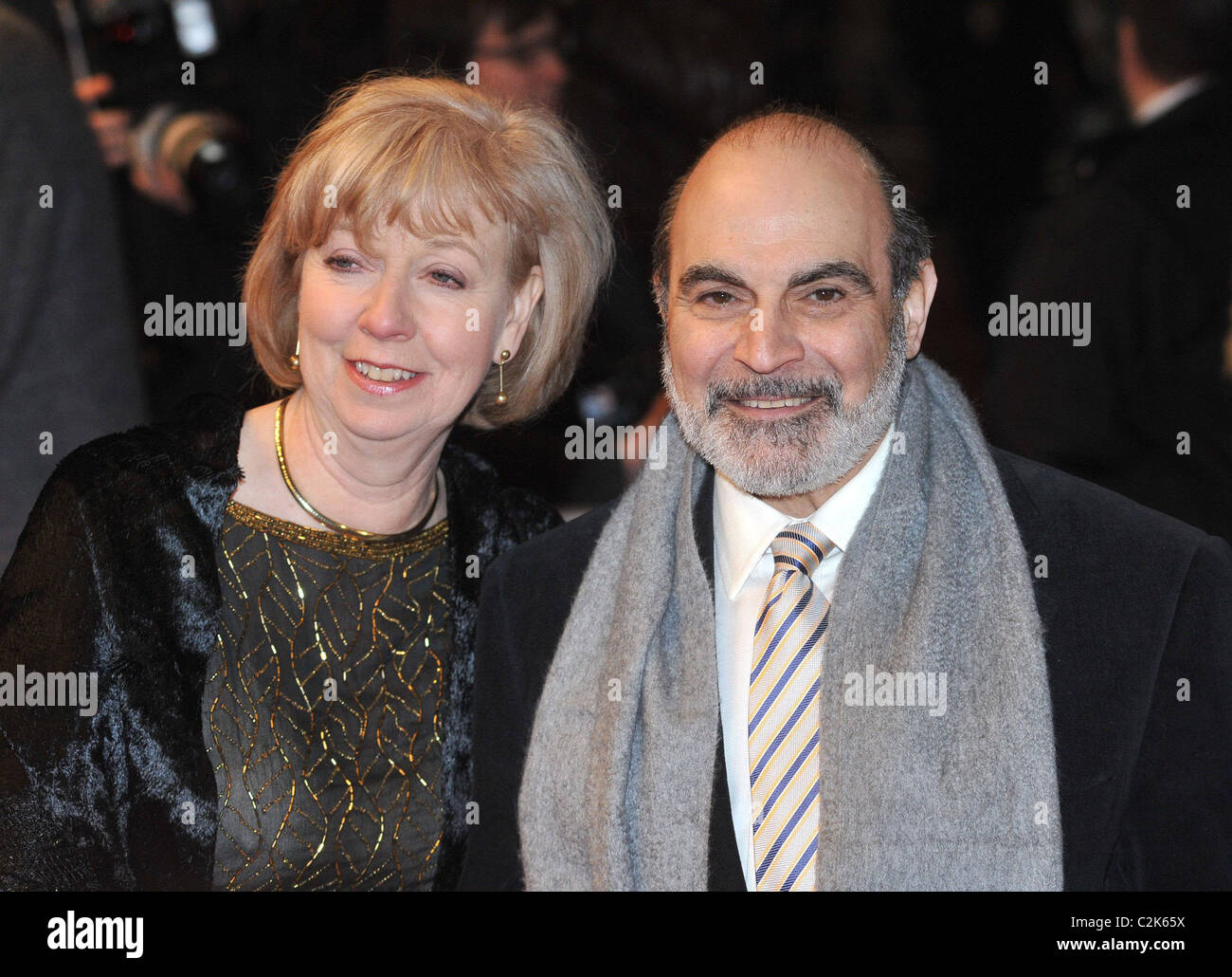 David Suchet e valutazione UK premiere di "Il job della Banca" tenutosi a West End, Odeon Leicester Square - arrivi a Londra, Inghilterra - Foto Stock