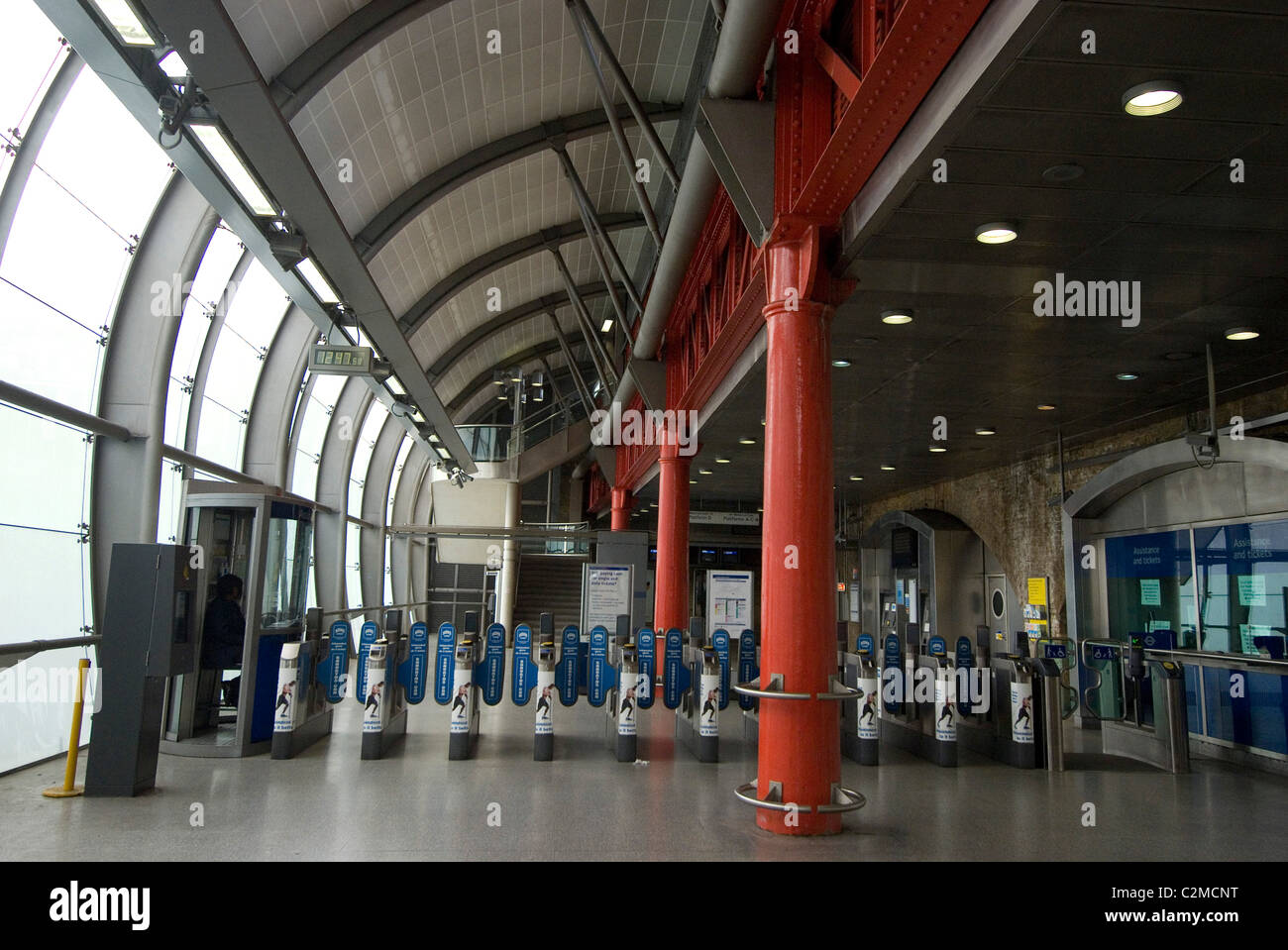Southwark la stazione della metropolitana di Londra. Foto Stock