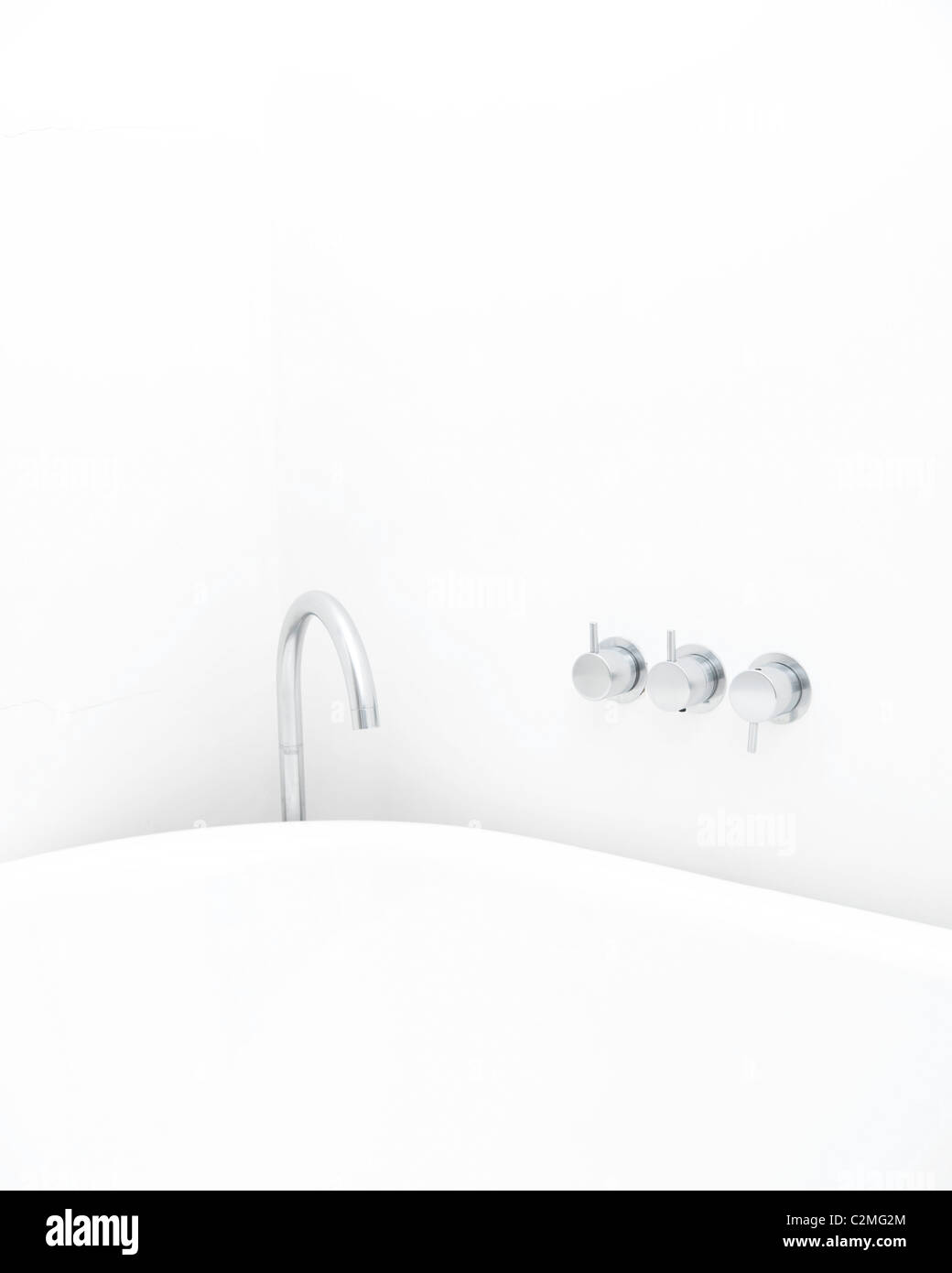 Vasca da bagno rubinetto miscelatore e dettaglio, Orchard Cottage. Foto Stock