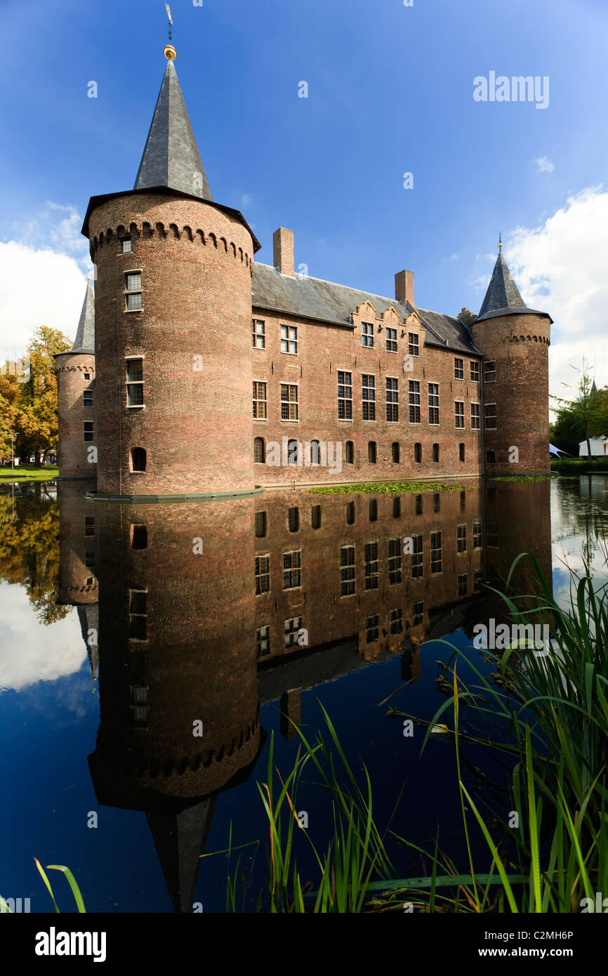 La piazza moated il castello di Helmond Foto Stock