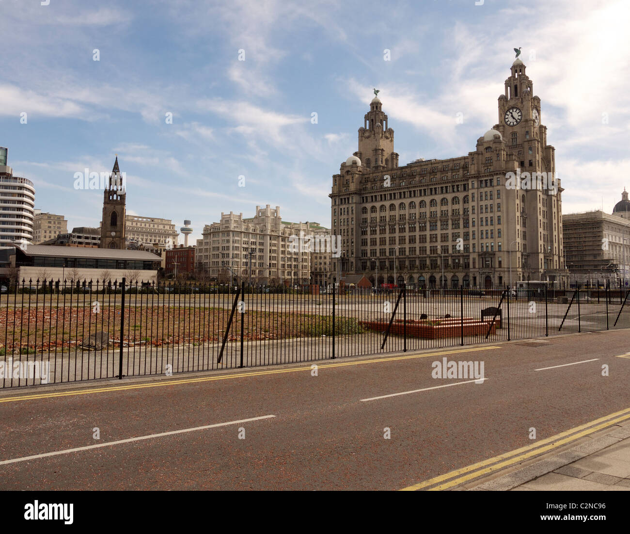 Il Liver Building in Liverpool, parte dell'3 grazie. Foto Stock