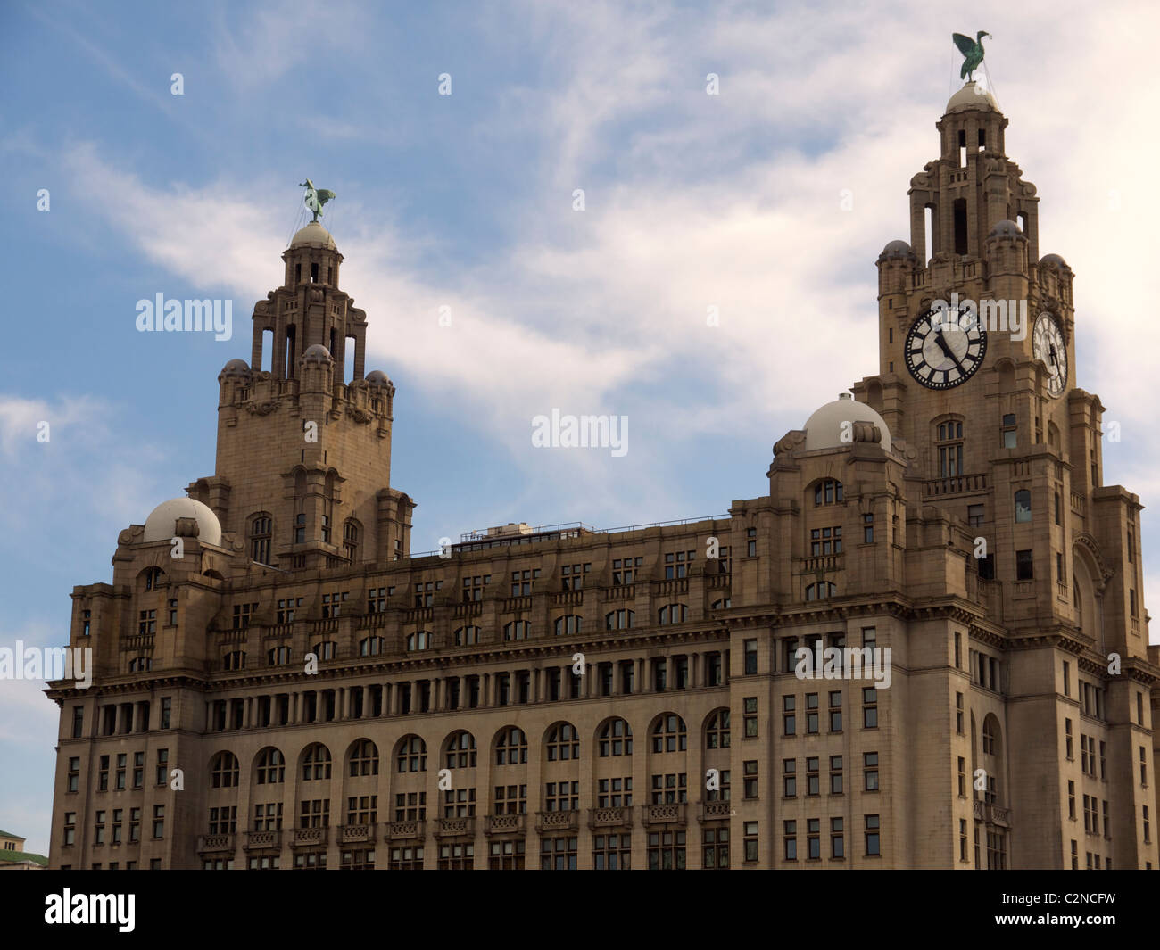 Il Liver Building in Liverpool, parte dell'3 grazie. Foto Stock