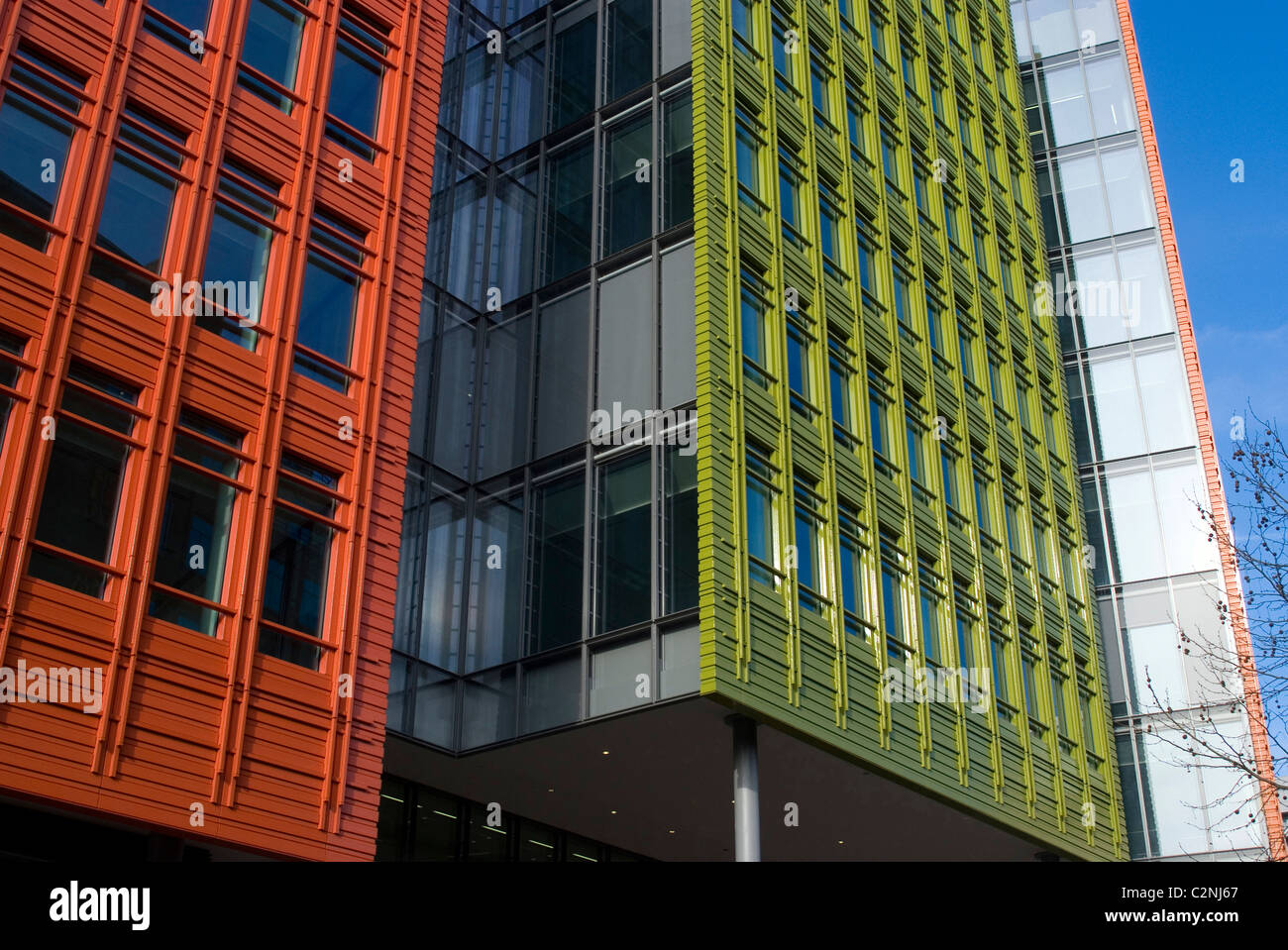 Central St Giles, una nuova coloratissima offce sviluppo edilizio, St Giles Circus, Londra WC2, Inghilterra Foto Stock
