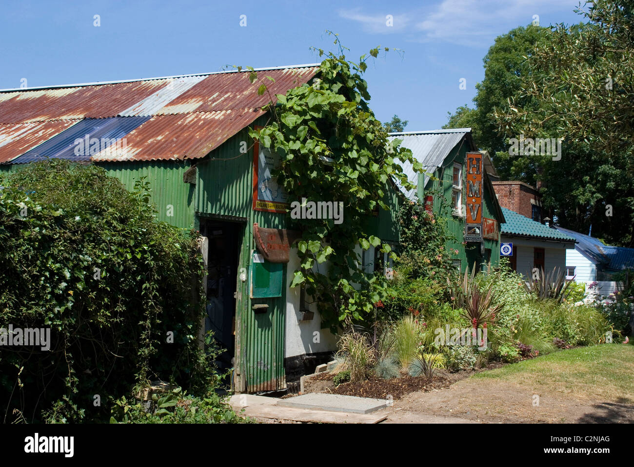 Eel Pie Island House, uno dei 'artista' case sulla torta di Anguilla Island, una piccola isola nel Tamigi, vicino a Twickenham, Inghilterra Foto Stock