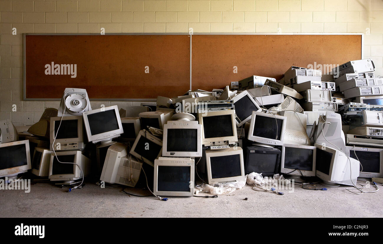 Computer e anni 2000 immagini e fotografie stock ad alta risoluzione - Alamy