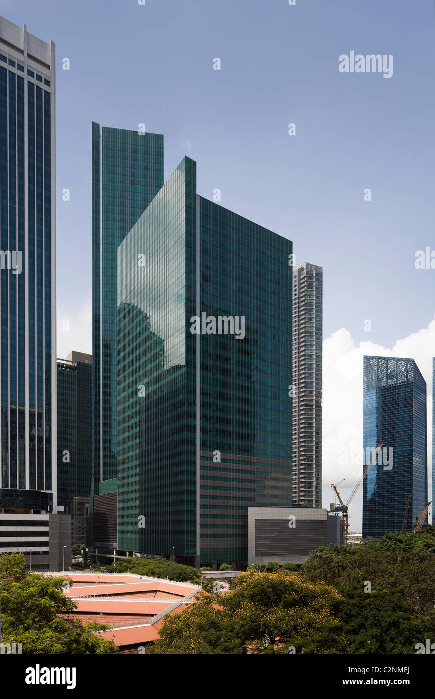 La One Raffles Quay edificio per uffici a Singapore nel centro cittadino del quartiere centrale degli affari è stata completata nel 2006. La vela @ Marina Foto Stock