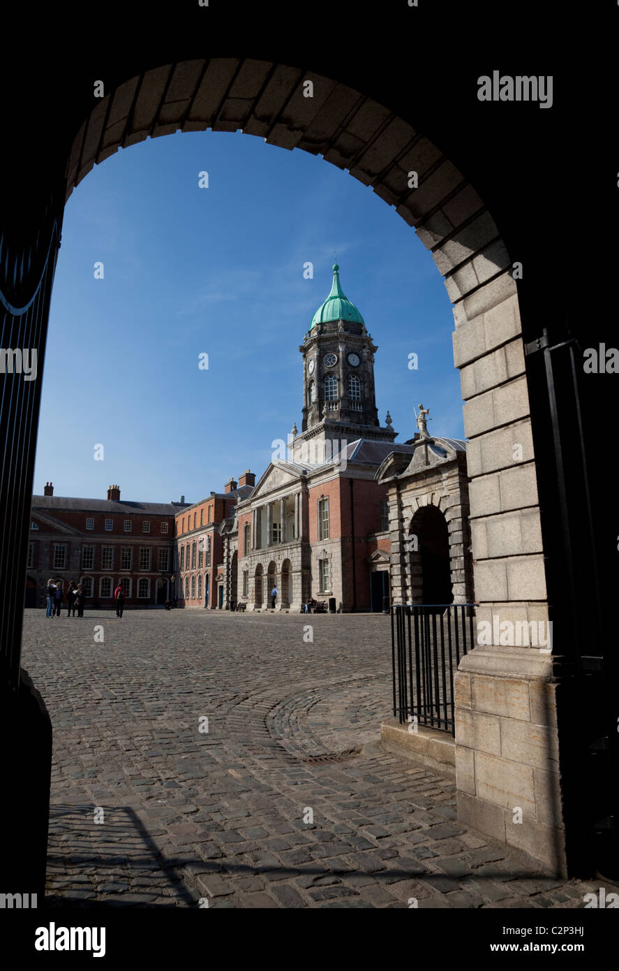 Il Bedford Tower e cortile frontale, il Castello di Dublino, Dublino, Irlanda Foto Stock