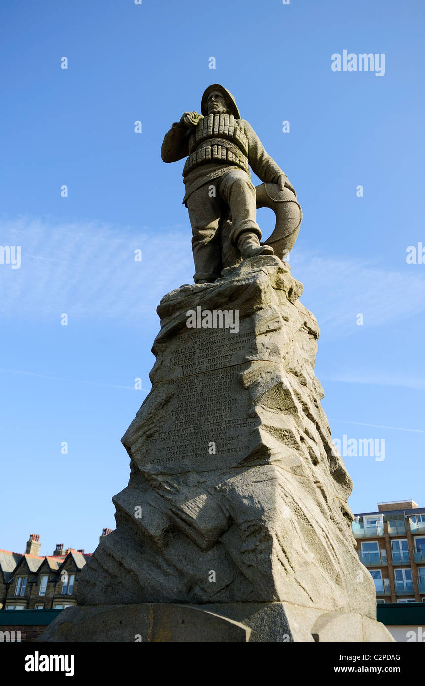 Scialuppa di salvataggio Memorial Lytham St Annes Lancashire Inghilterra. Foto Stock