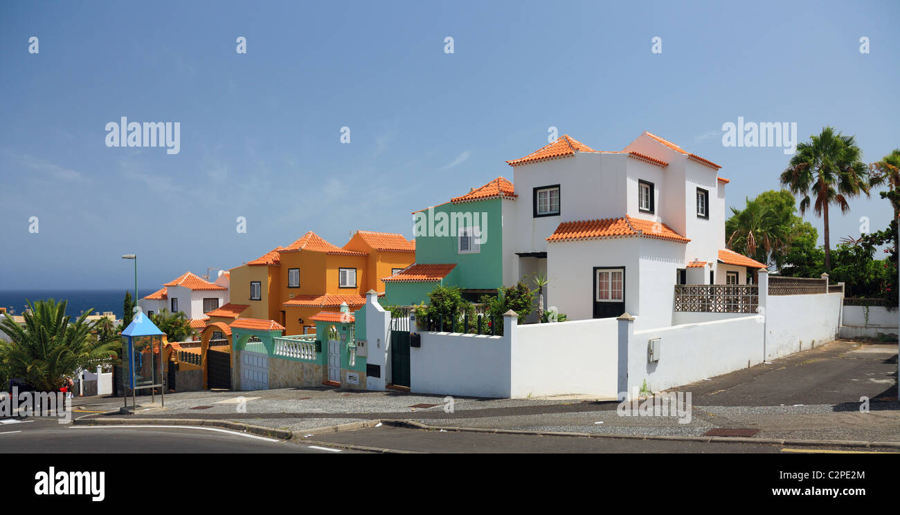 Paesaggio con ville di lusso, l'isola di Tenerife Canarie. Foto Stock