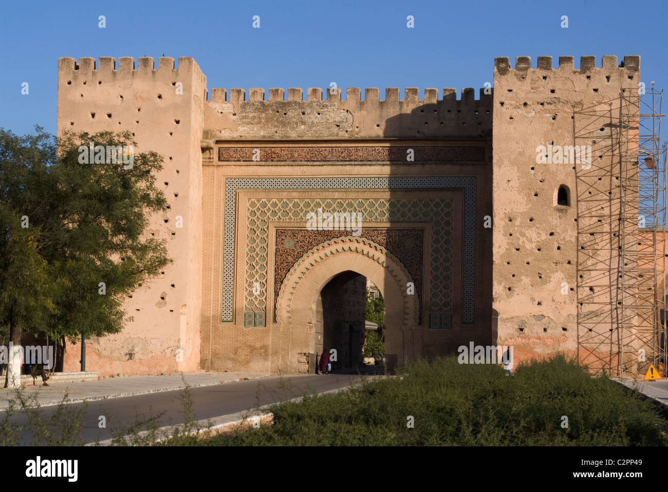 Bab Khemissa (City Gate), Meknes, Marocco Foto Stock