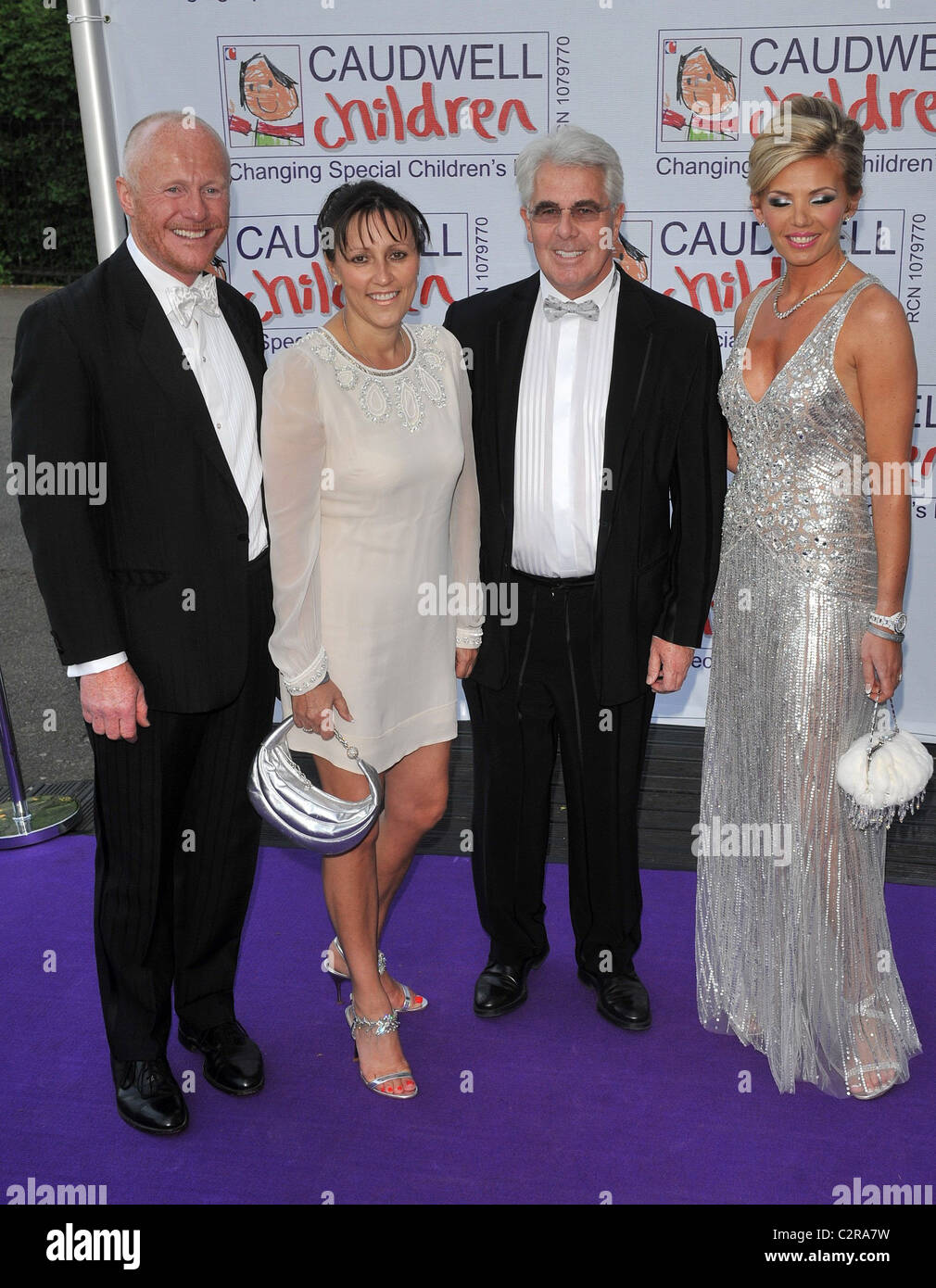 John Caudwell, ospite, Max Clifford e valutazione Caudwell bambini presenti "Legends Ball' al Battersea Evolution - Arrivi Foto Stock
