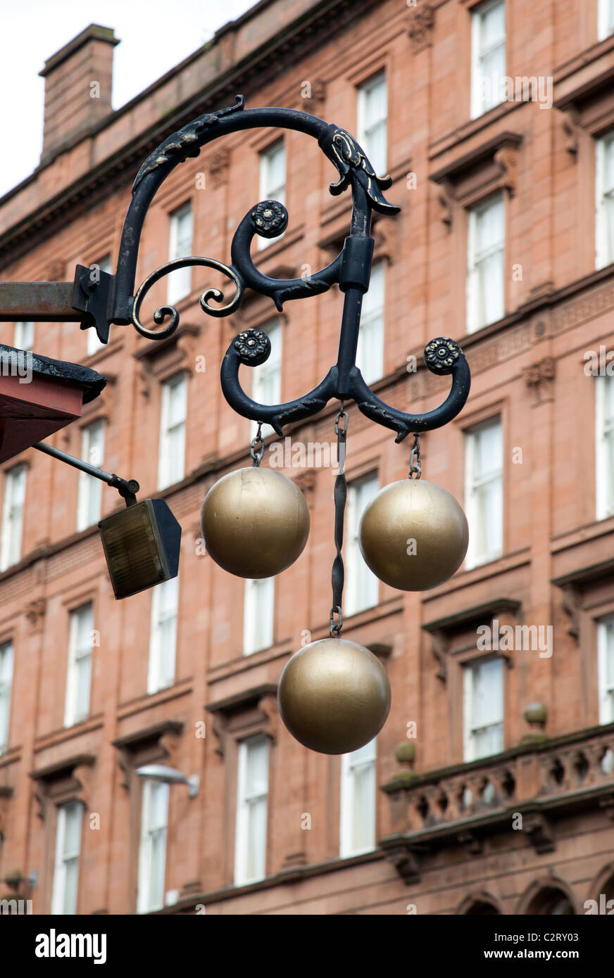 Un tradizionale Pawnbroker shop, Glasgow, Scozia. Foto Stock