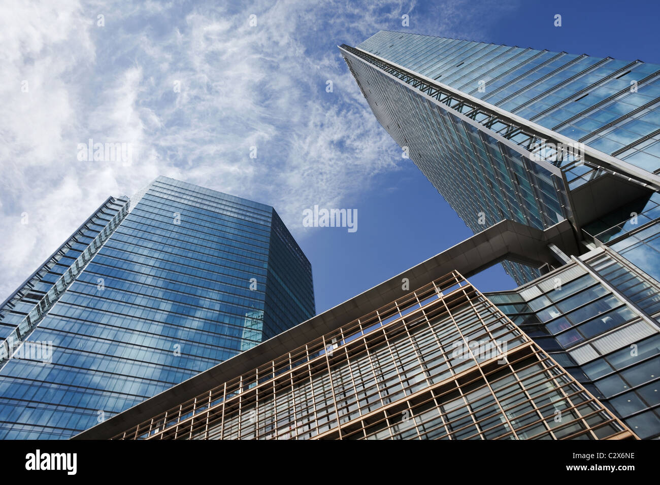 Architettura moderna, grattacieli con superficie in vetro a Pechino Central Business District, Pechino, Cina Foto Stock
