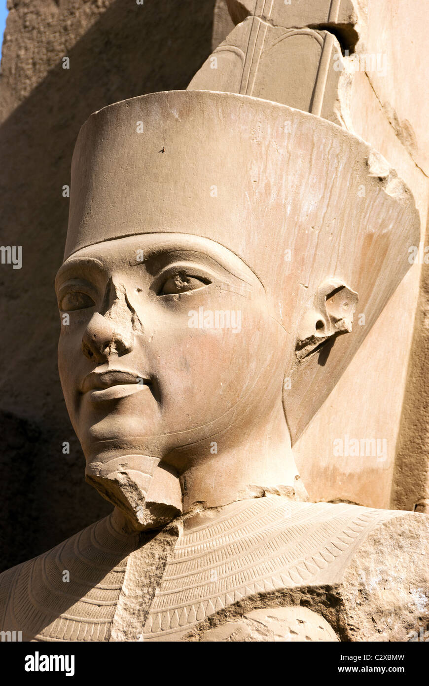 Statua di faraone Hatshepsut - Tempio di Karnak complesso - Luxor, l'Alto Egitto Foto Stock