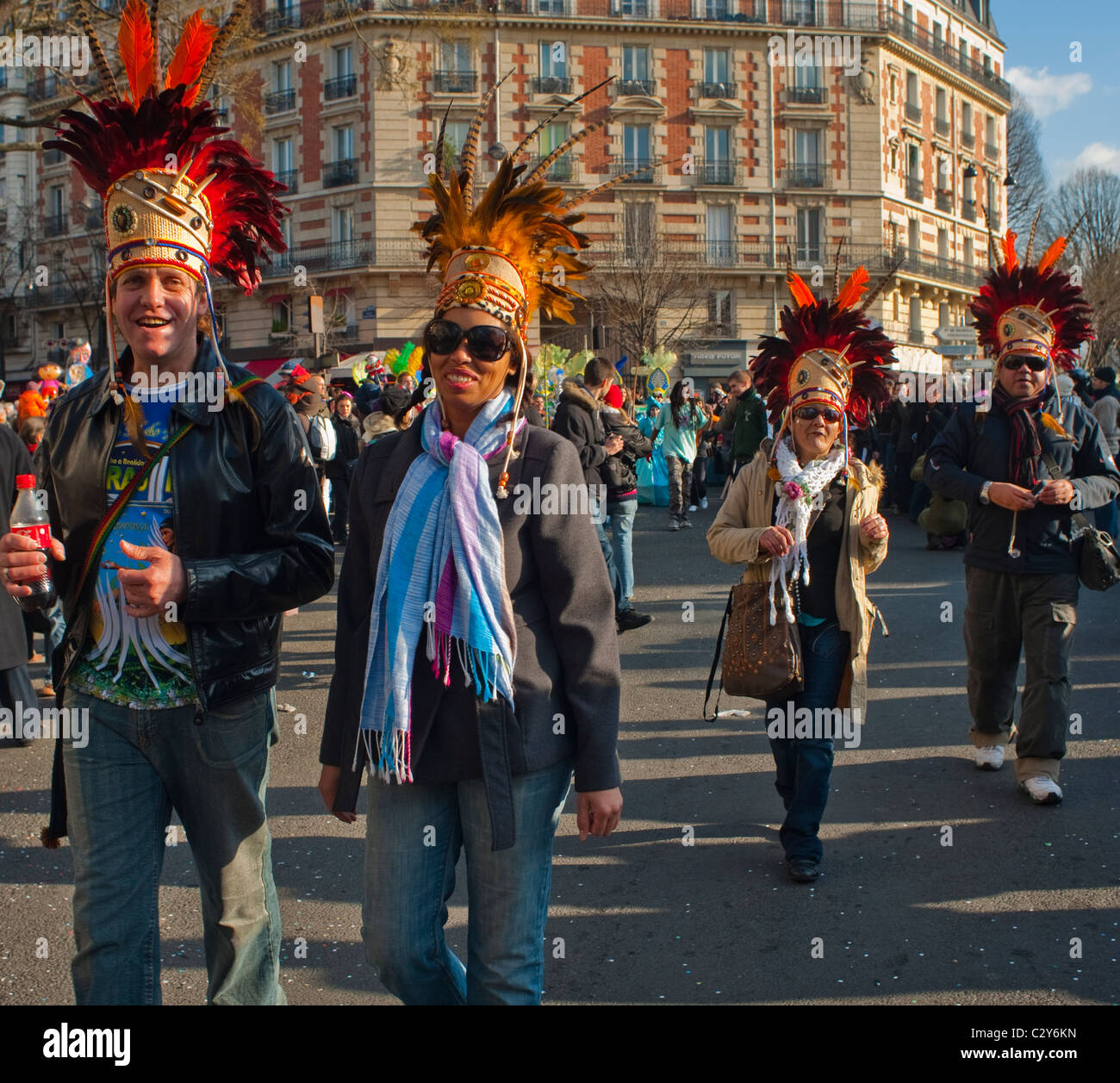 Parigi, Francia, Gruppo francese che celebra la sfilata