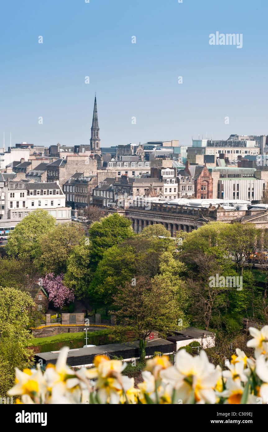Una vista di Edinburgh Princes Street Foto Stock