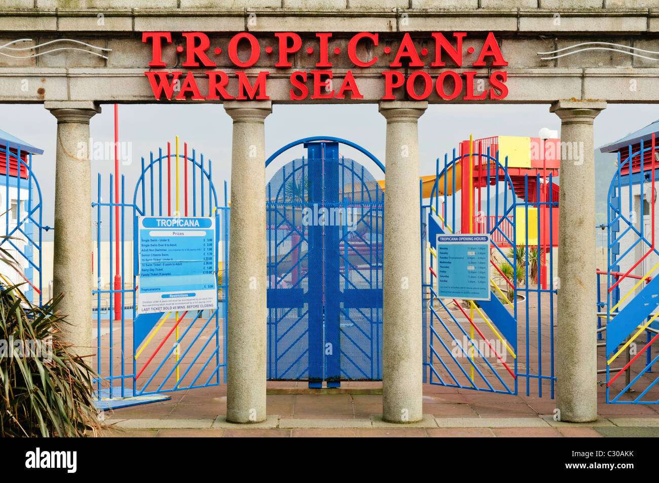 Tropicana caldo mare outdoor pool, Newcastle, County Down. Foto Stock