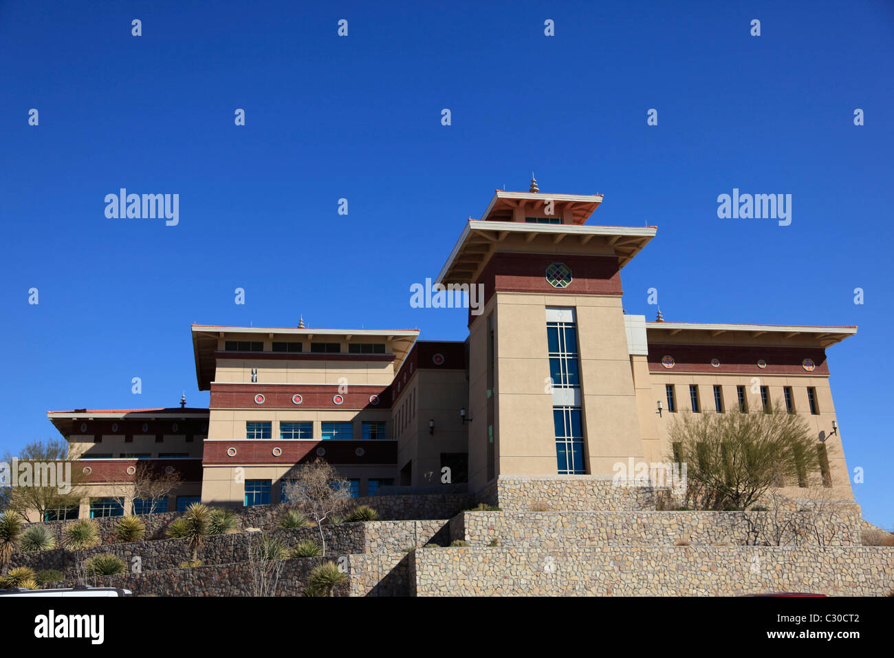 Amministrazione edificio del campus della University of Texas at El Paso Foto Stock