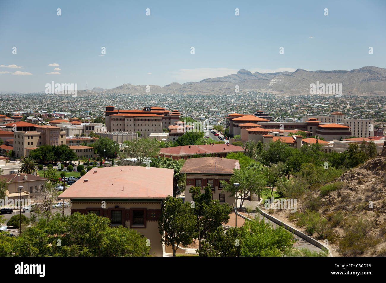 Affacciato sul campus della University of Texas at El Paso o UTEP Foto Stock
