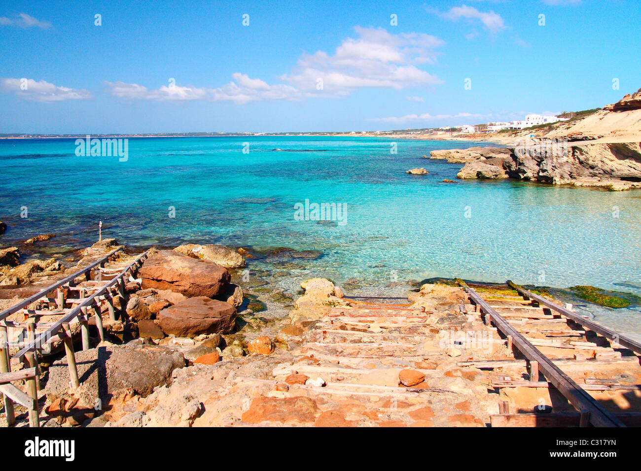 Es Caló des Mort nell'isola di Formentera (Isole Baleari, Spagna). Foto Stock