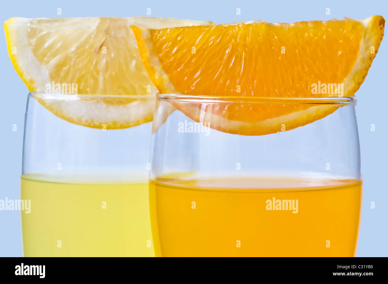 Succo di arancia e il succo di limone Foto Stock