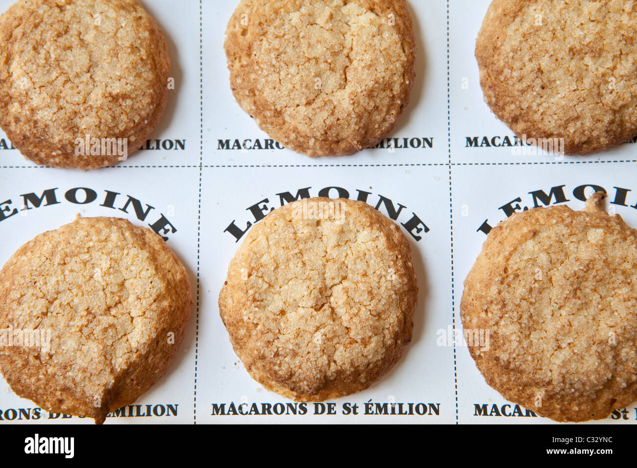 Specialità di pasticceria francese amaretto biscotti, Macarons de St Emilion, regionale specialità alimentari da St Emilion, Francia Foto Stock