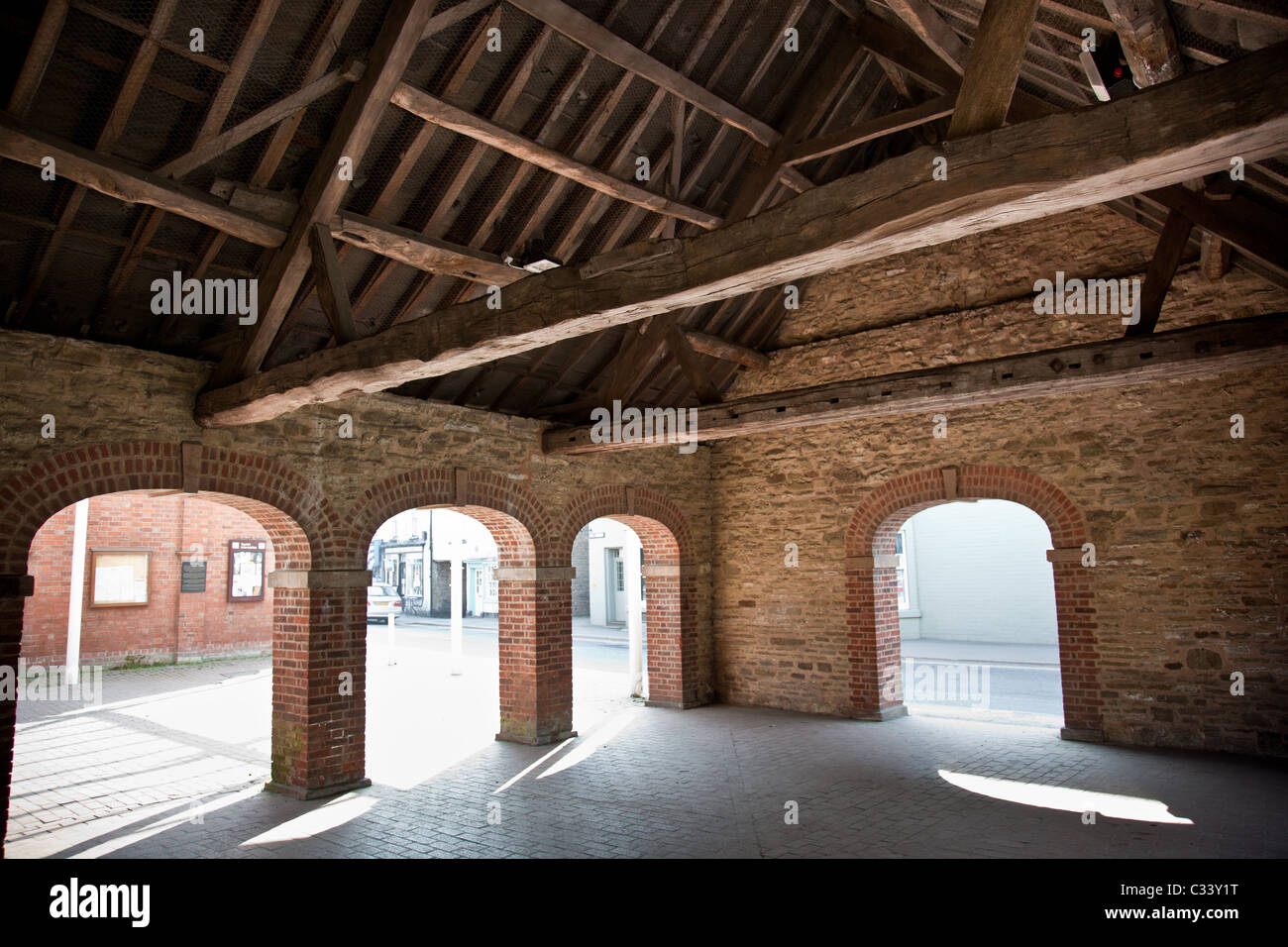 Legname di legno-telaio del tetto della Sala Mercato, Kington, Herefordshire Foto Stock