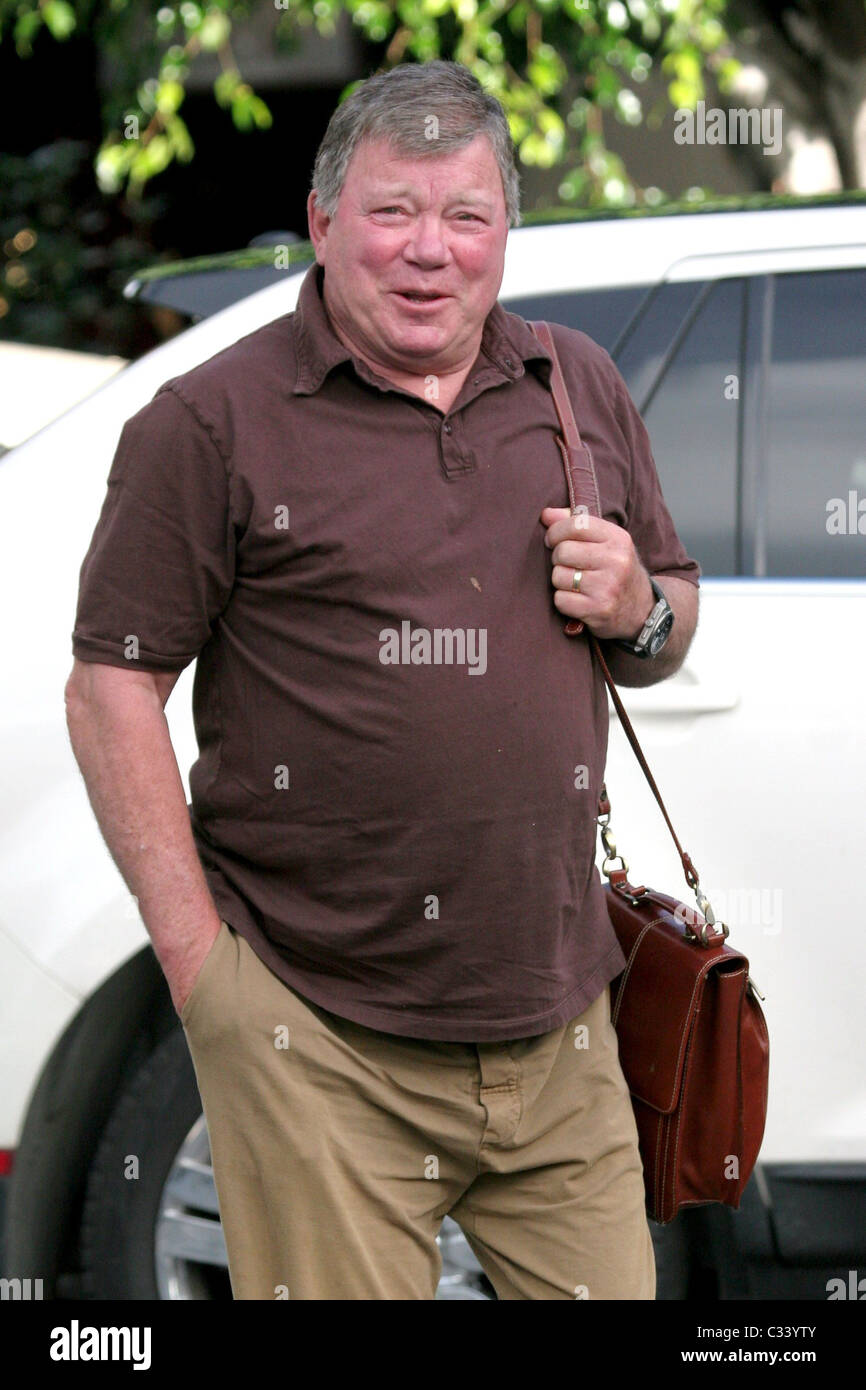 William Shatner ex Star Trek star voce a pranzo a Mulholland Grill Los Angeles, California - 26.11.08 BAC/ Foto Stock