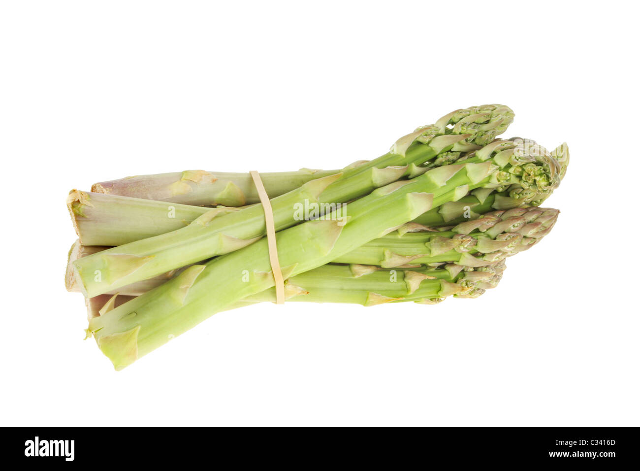 Bundle di asparagi spears isolato su bianco Foto Stock