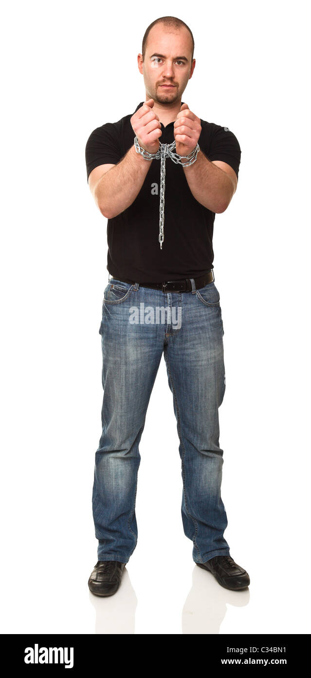 In piedi uomo caucasico con catena isolato su bianco Foto Stock