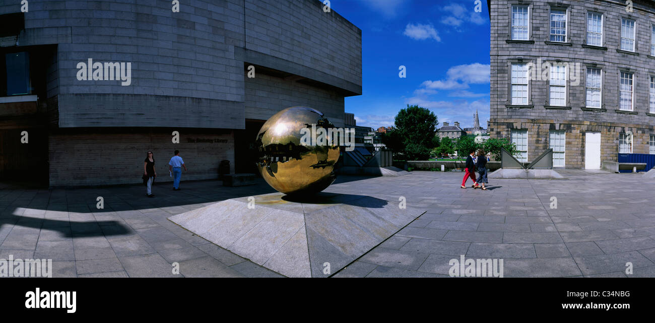 Dublino, Co Dublin, Irlanda, Trinity College e Berkeley Library Foto Stock