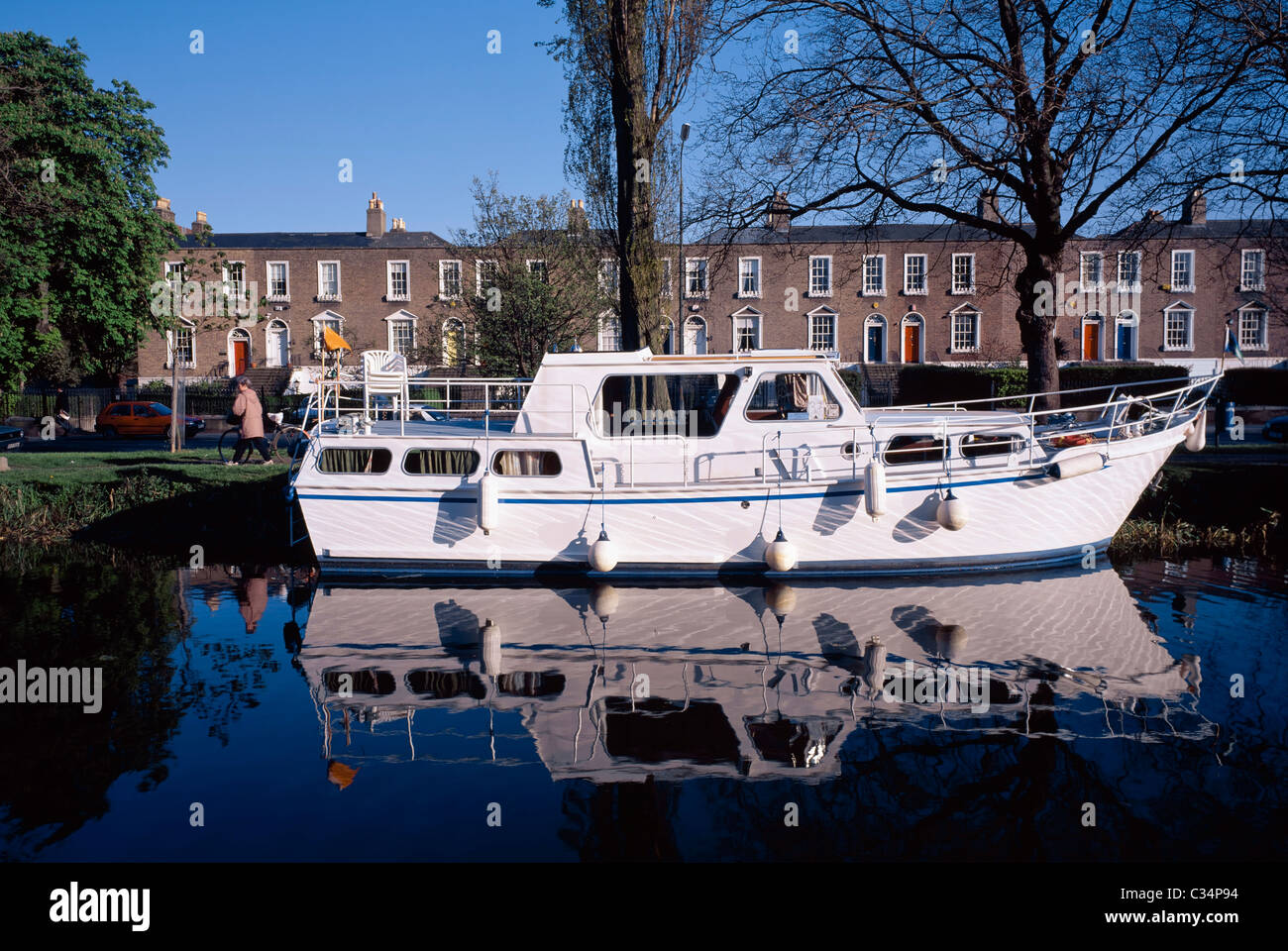 Dublino,Co Dublin , Ireland;barca in Canal Grande Foto Stock
